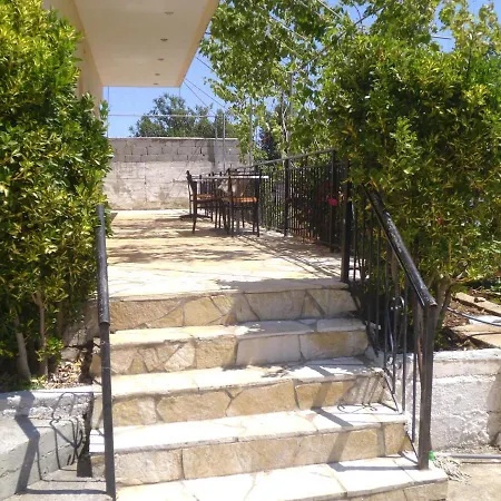 Cathrine Guest house