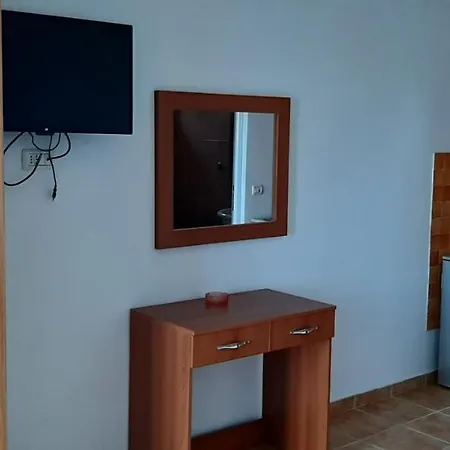 Cathrine Guest house *