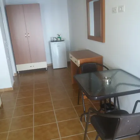 Cathrine Guest house *