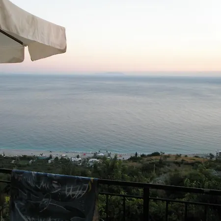 Cathrine Guest house *